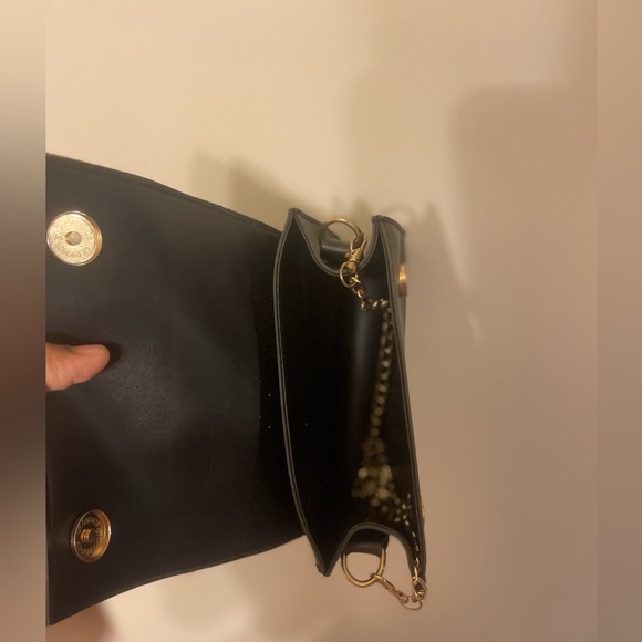 Graffiti Slogan Cross Body - Picture 6 of 6